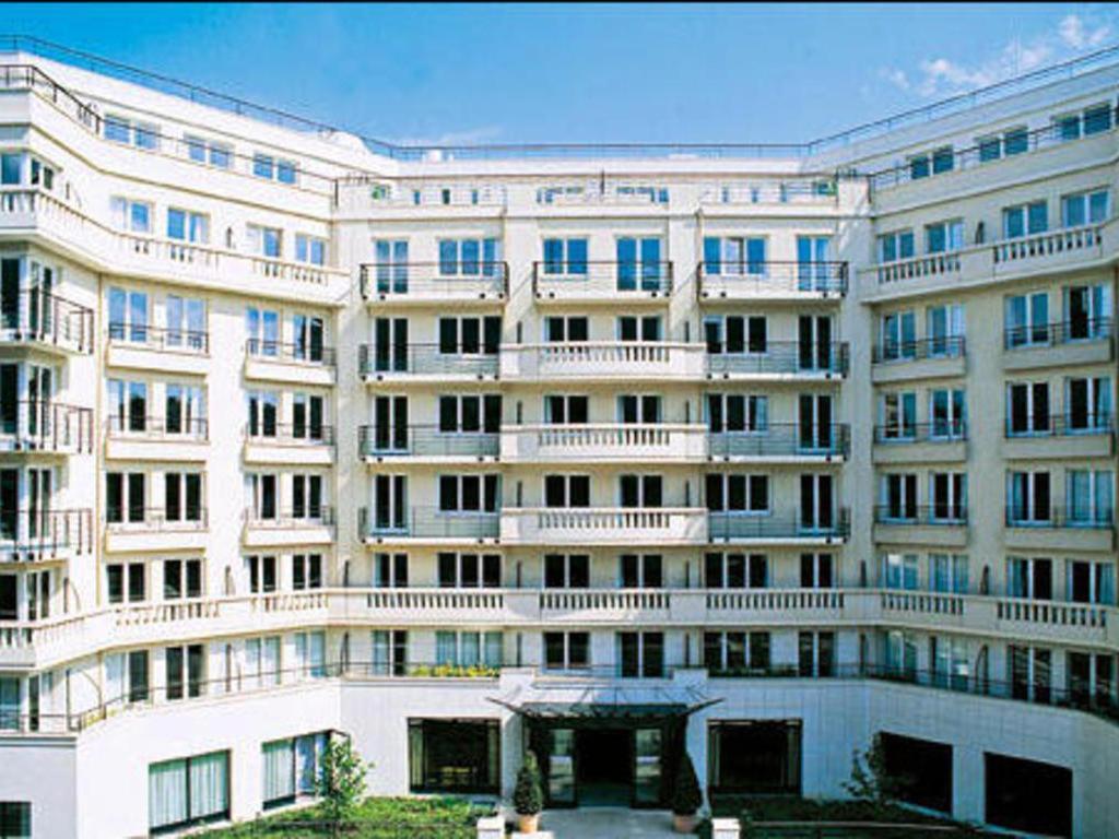 Апарт отель Altamira Исси-ле-Мулино Экстерьер фото